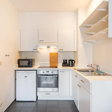 Apartman Bright And *