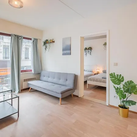 Bright And Apartman